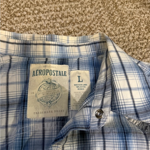 Aeropostale Men's Casual Blue and White Checkered Shirt - Picture 2 of 4